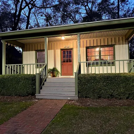 The Reynolds House Villa